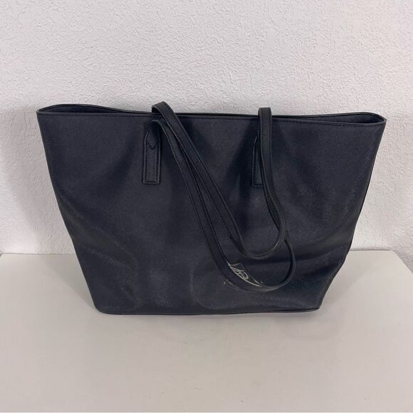 Marc Jacobs Collection Black Leather Large Tote Purse - Picture 2 of 7